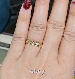 18k Solid Yellow Gold Lucky Coin Money Band Ring. Size 7.75, 2.0 Grams