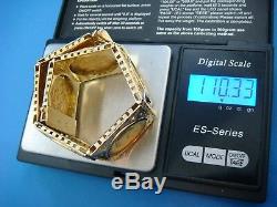 18k Yellow Gold Super Heavy 110.2 Grams Sovereign Coin Bracelet, 7.75 Inch Long