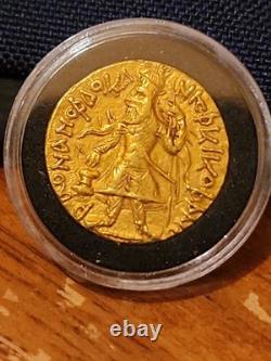 Antique Kushan Empire, Vasudeva Gold Dinar solid 18+K gold coin Rare, 8grams