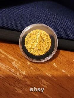 Antique Kushan Empire, Vasudeva Gold Dinar solid 18+K gold coin Rare, 8grams
