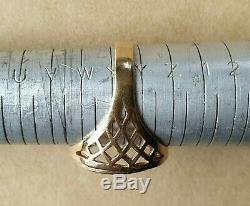 Hallmarked 9ct Gold Half Sovereign Ring, minus the Coin. Size Y. 4.42grams